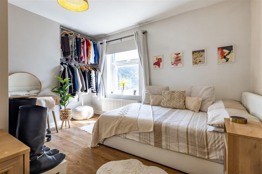 Images for Woodfield Terrace, Thornwood