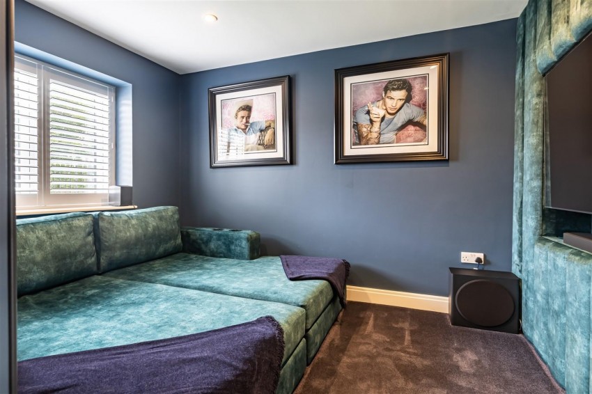 Images for Teazle Meade, Thornwood