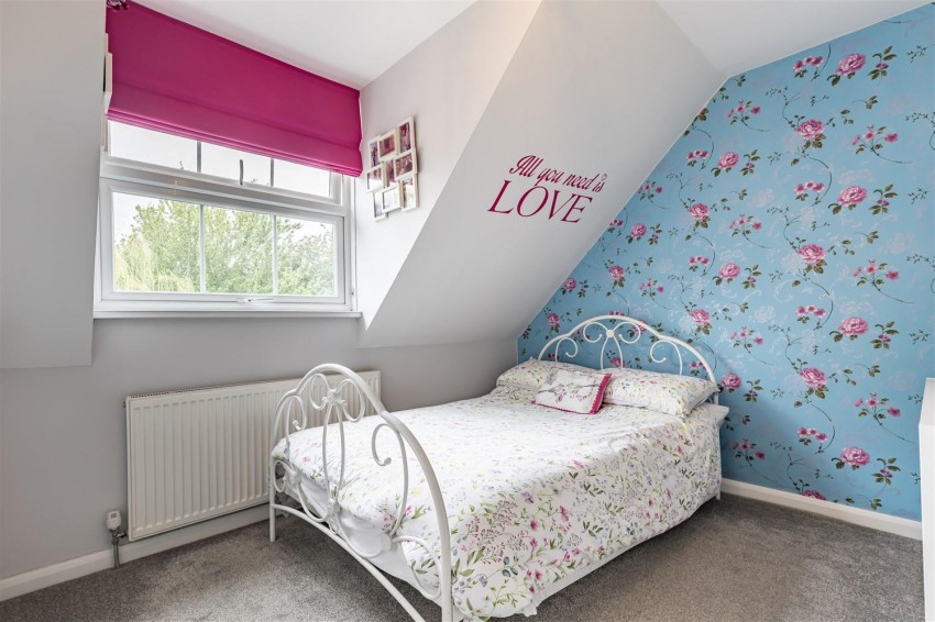 Images for Theydon Grove, Epping