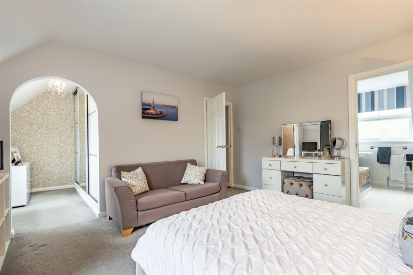 Images for Theydon Grove, Epping