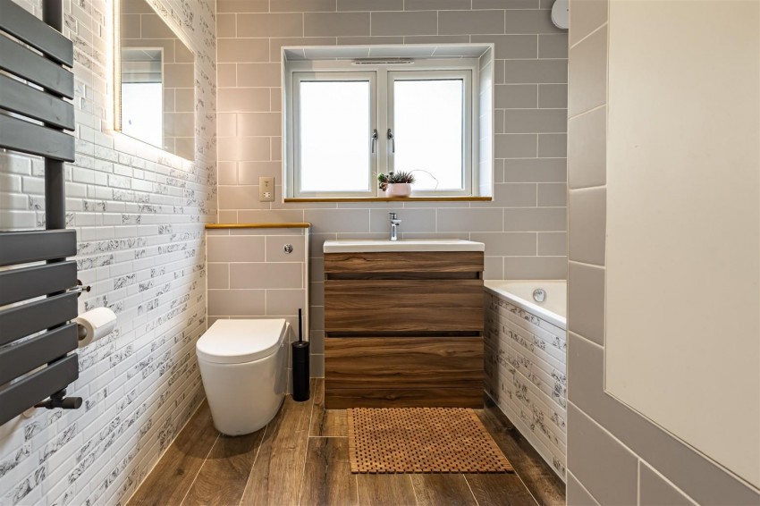 Images for Lower Swaines, Epping