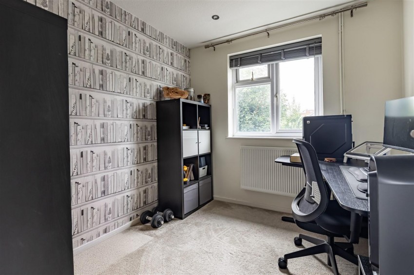 Images for Amesbury Close, Epping