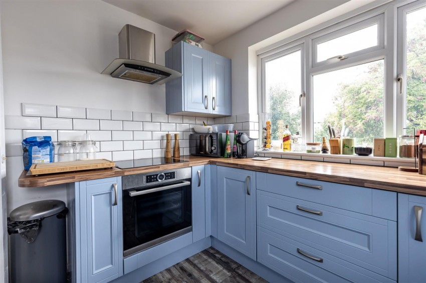 Images for Amesbury Close, Epping