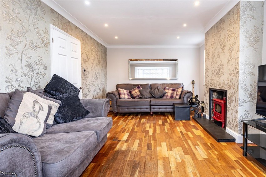 Images for Upper Swaines, Epping