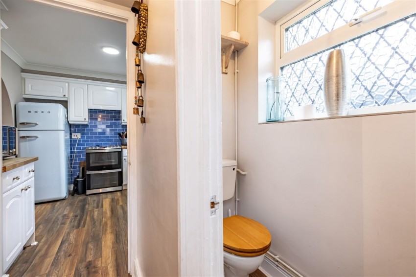 Images for Upper Swaines, Epping