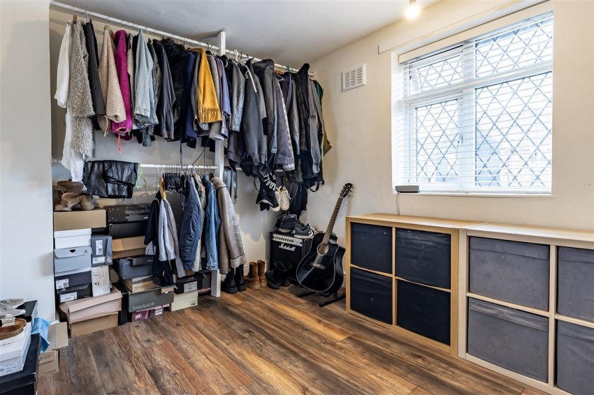 Images for Upper Swaines, Epping