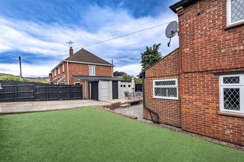 Images for Upper Swaines, Epping