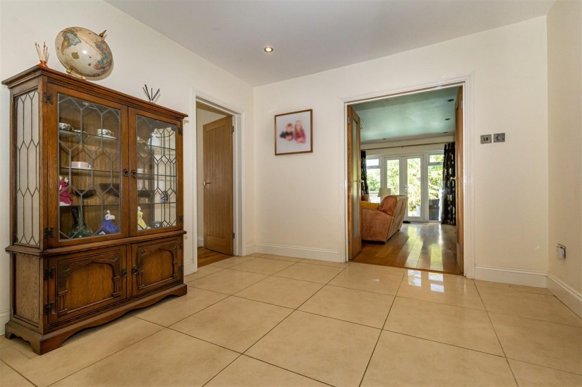 Images for Barn Hill, Roydon