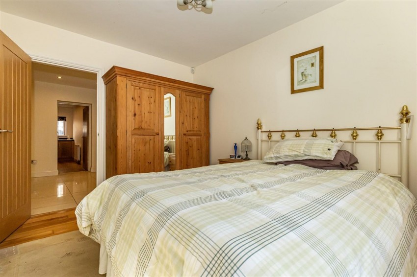 Images for Barn Hill, Roydon