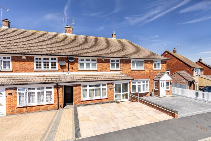 Images for Rayfield, Epping