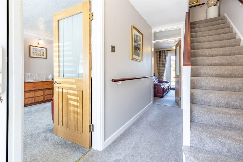 Images for Rayfield, Epping