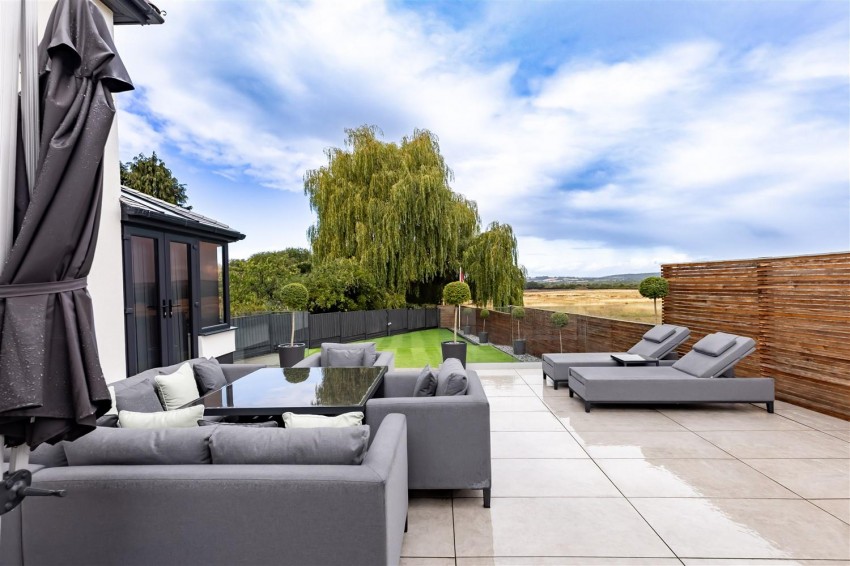 Images for Forest Close, High Beech