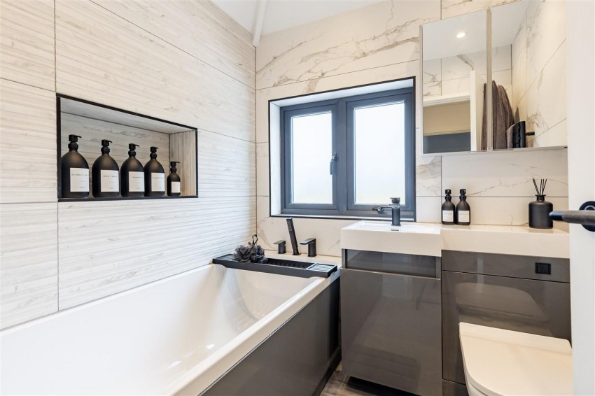 Images for Forest Close, High Beech