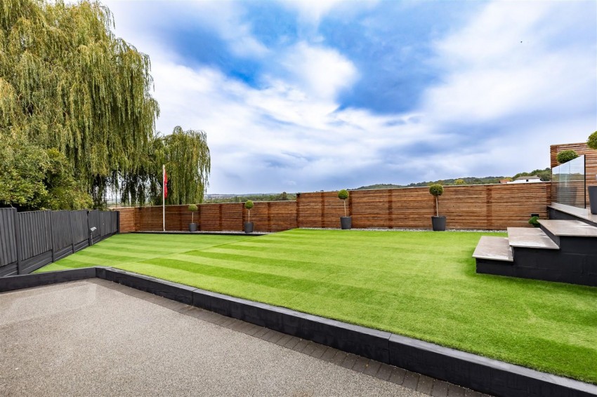 Images for Forest Close, High Beech