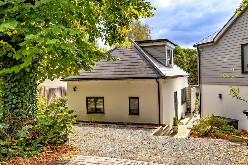 Images for Kendal Avenue, Epping