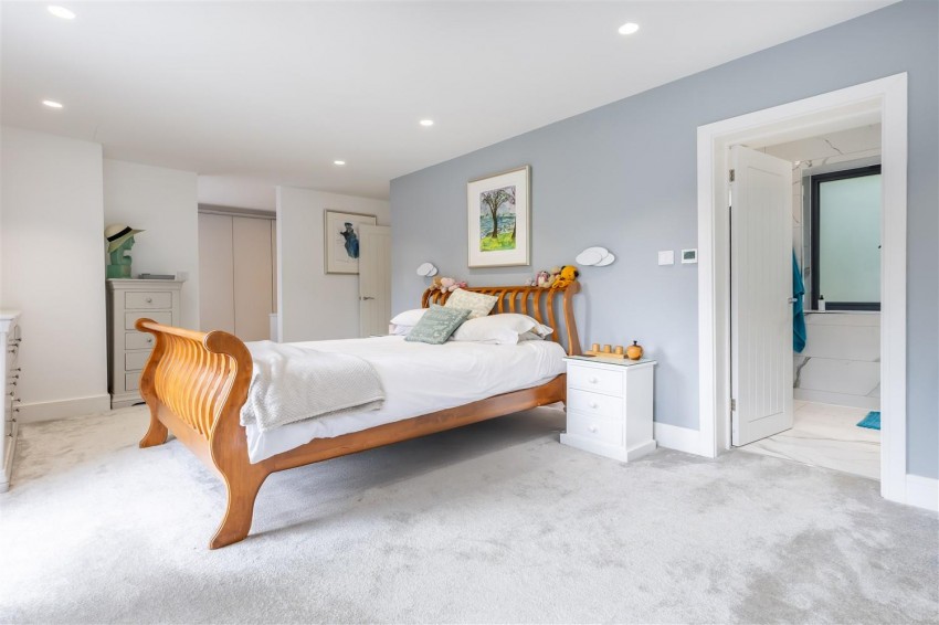 Images for Kendal Avenue, Epping