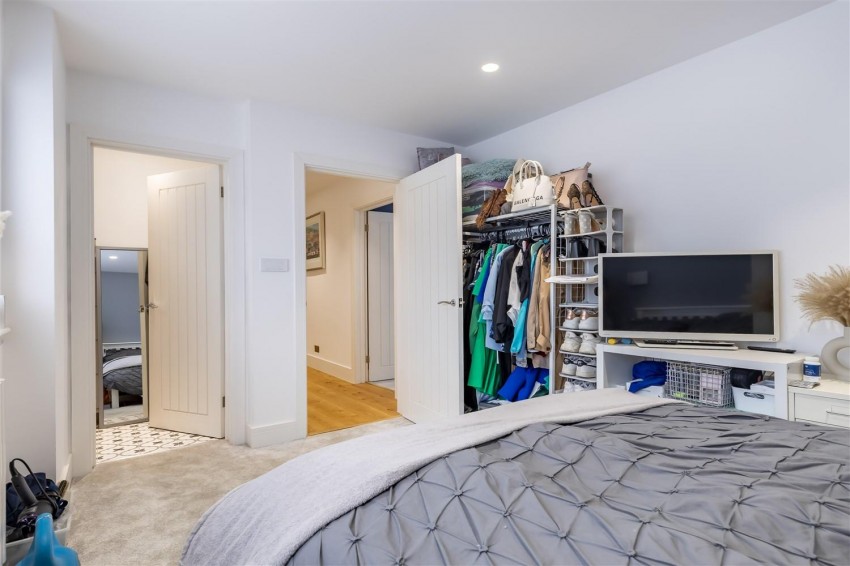 Images for Kendal Avenue, Epping