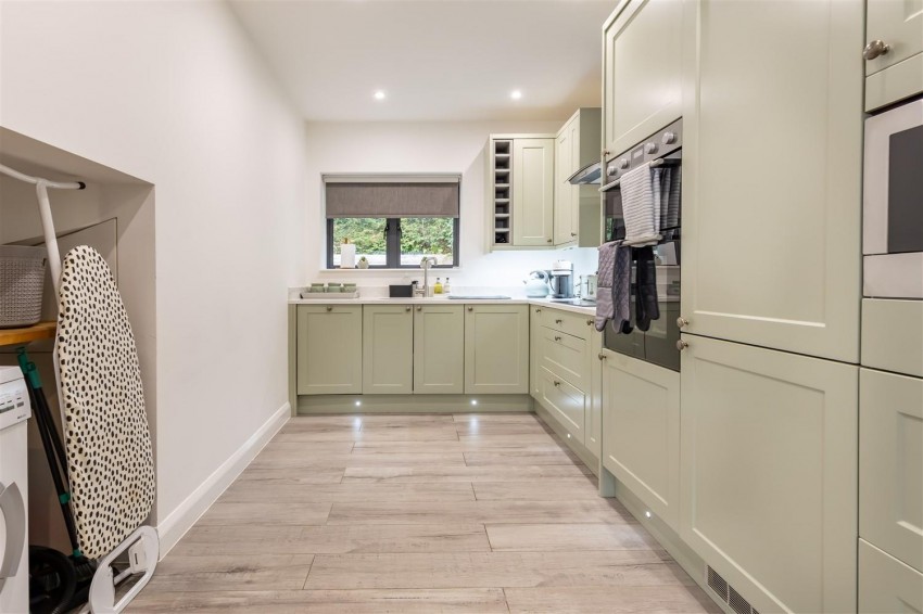 Images for Kendal Avenue, Epping