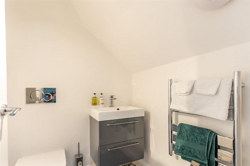 Images for Kendal Avenue, Epping