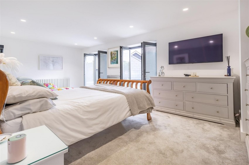 Images for Kendal Avenue, Epping