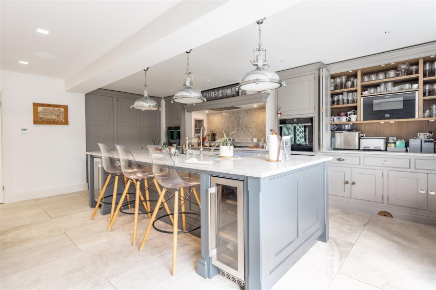 Images for Kendal Avenue, Epping