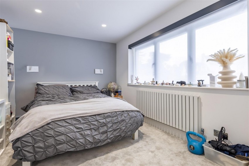 Images for Kendal Avenue, Epping