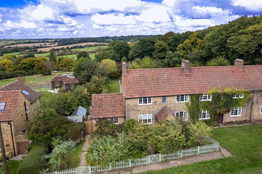 Images for Hilltop Cottages, Mount Road, Theydon Mount.