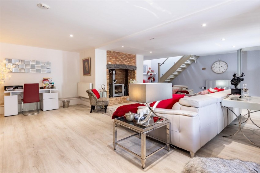 Images for The Barn, Stanford Rivers