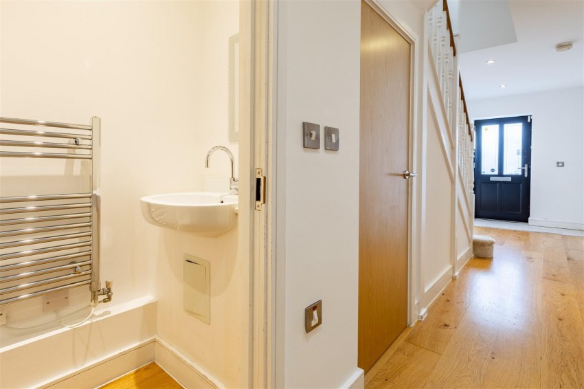 Images for Mowbray Close, Epping