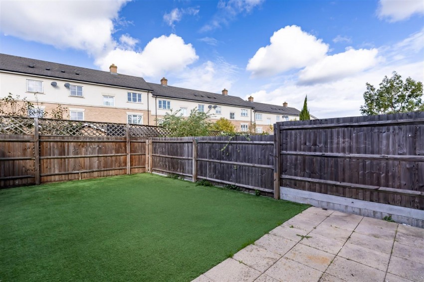 Images for Mowbray Close, Epping