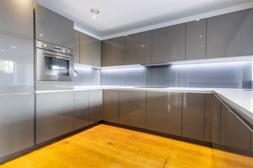 Images for Mowbray Close, Epping