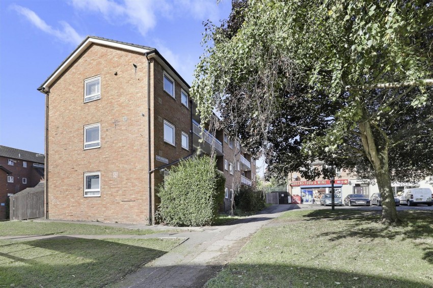 Images for Lower Queens Road, Buckhurst Hill