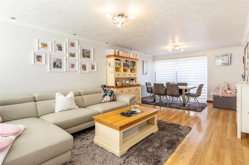 Images for Heighams, Katherines, Harlow.