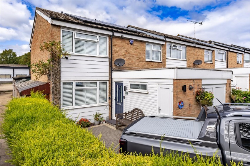 Images for Heighams, Katherines, Harlow.