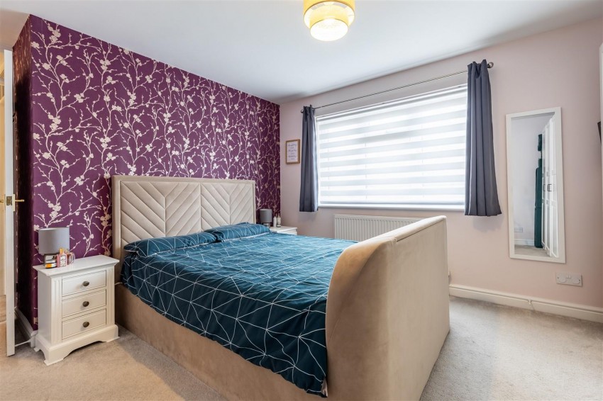 Images for Rayfield, Epping