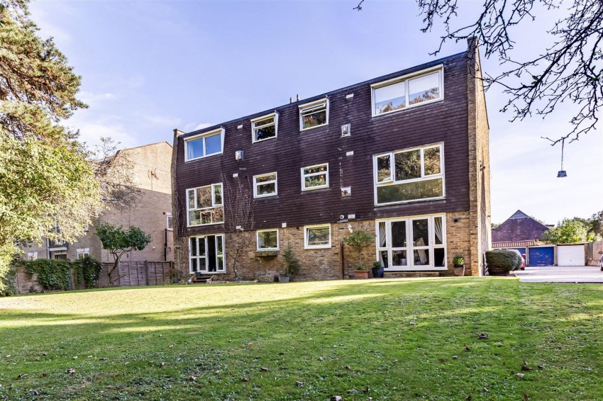 Images for The Lodge, The Plain, Epping