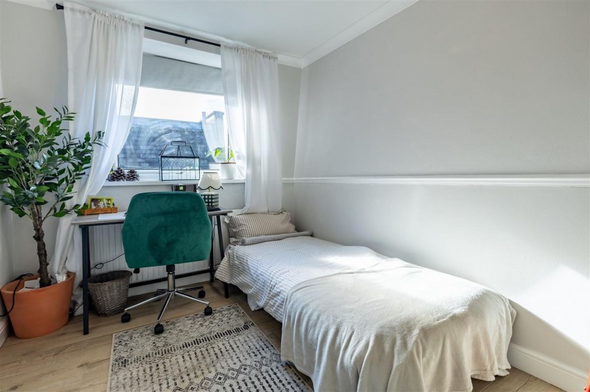 Images for The Plain, Epping