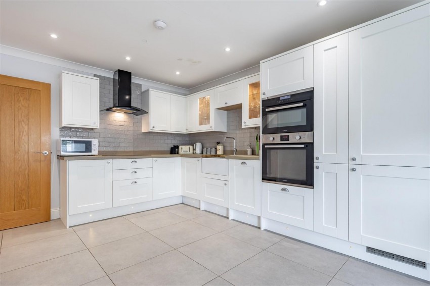 Images for Bumbles Green, Nazeing