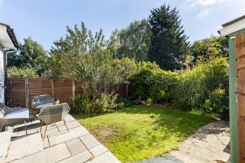 Images for Green Glade, Theydon Bois