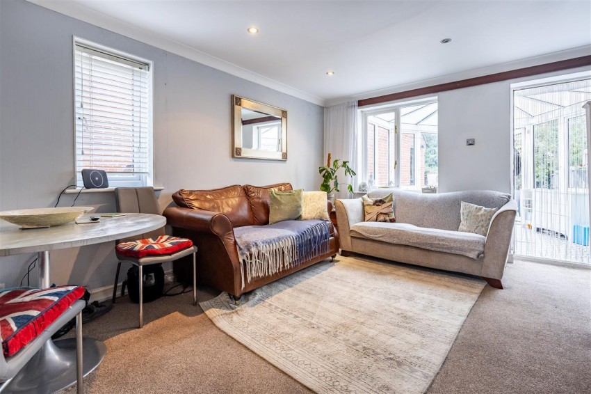 Images for Brookfield, Thornwood