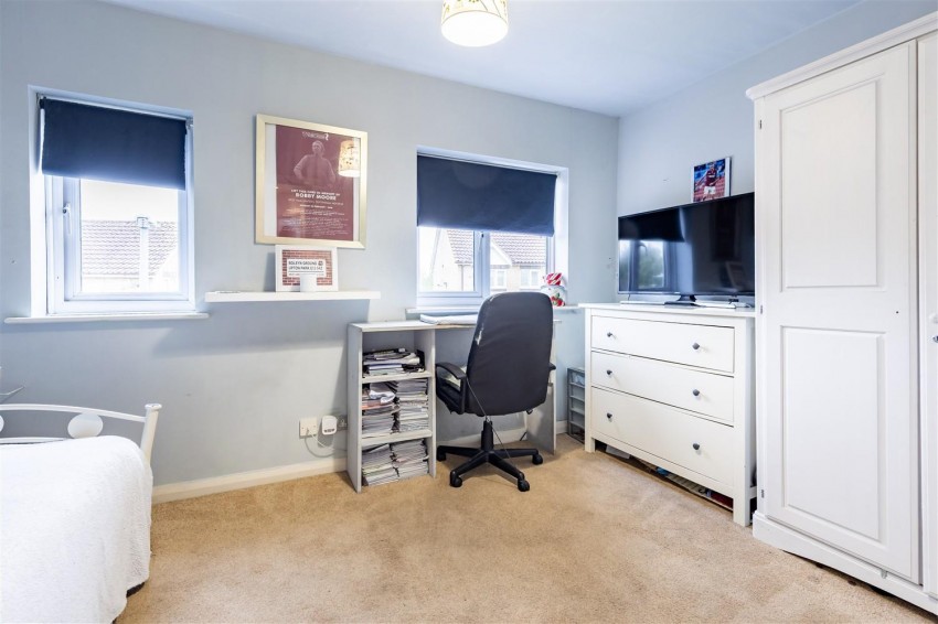 Images for Brookfield, Thornwood