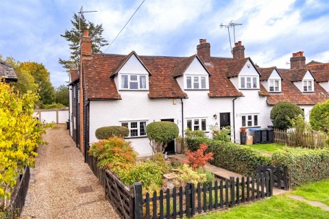 View Full Details for Duck Lane, Thornwood Common