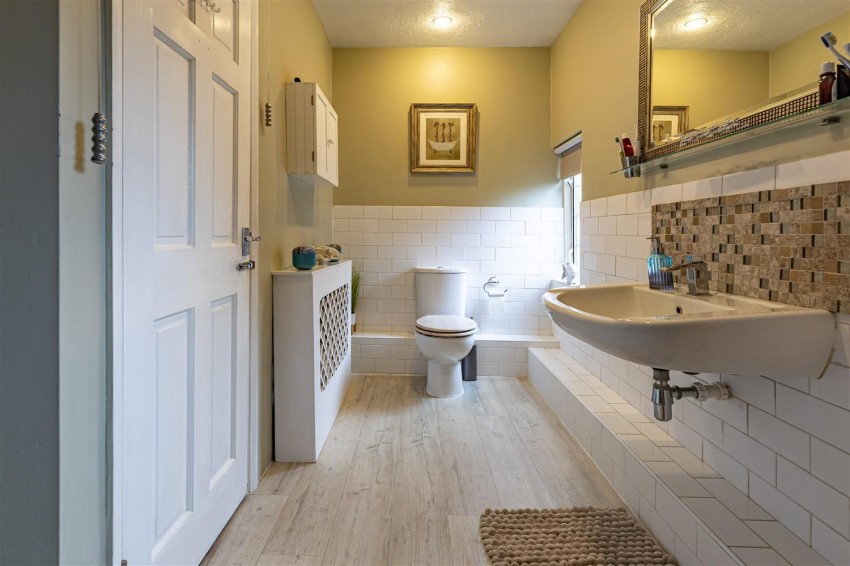 Images for Duck Lane, Thornwood Common