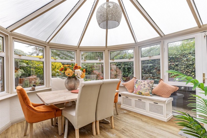 Images for Duck Lane, Thornwood Common