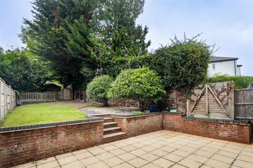 Images for Centre Drive, Epping