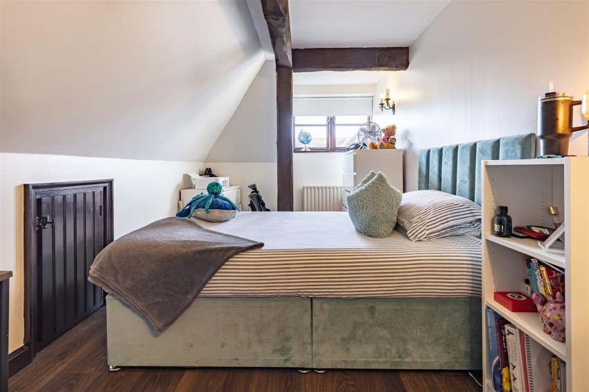 Images for Roughtallys, North Weald