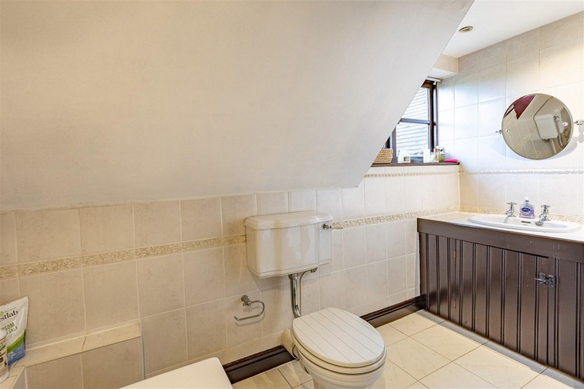 Images for Roughtallys, North Weald