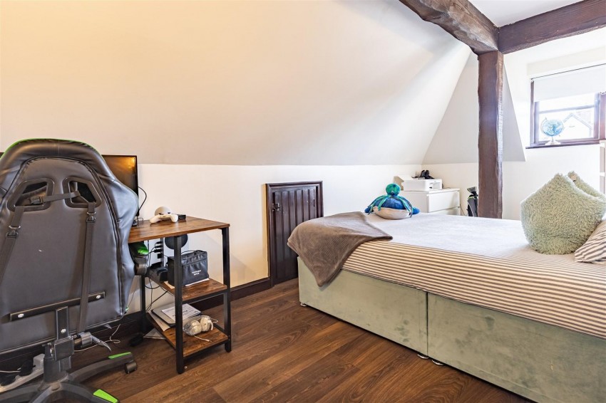 Images for Roughtallys, North Weald