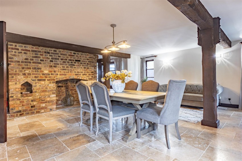 Images for Roughtallys, North Weald