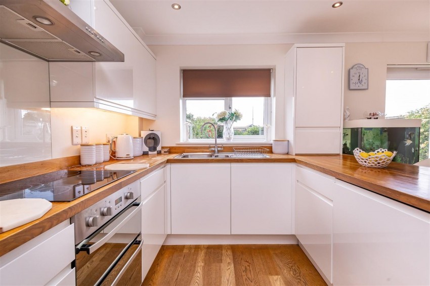 Images for Upland Road, Thornwood